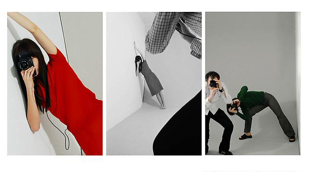 Exposure #32:  N.Y.C., 249 W. 34th Street, 01.02.05, 5:04 p.m.
2005
ultrachrome ink on cotton paper
3 parts 168 x 112 cm each