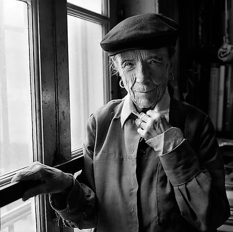 Louise Bourgeois
1998
37 x 37 cm
gelatin silver print
