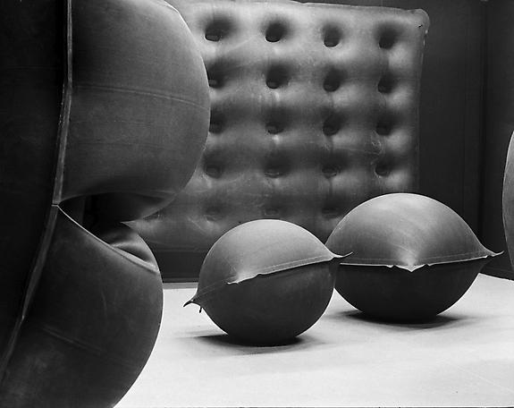 Rubber Volume
Installation view Galeria Foksal, Warsaw 1967