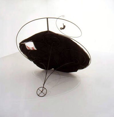 Guds leksak III
2000
mixed media
h:150 cm