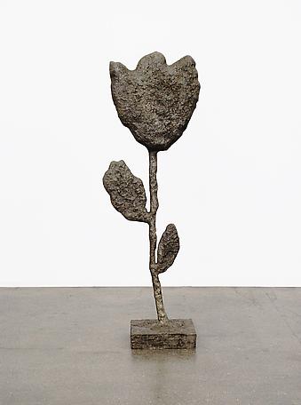Single FLower
2008
bronze
h.105 cm