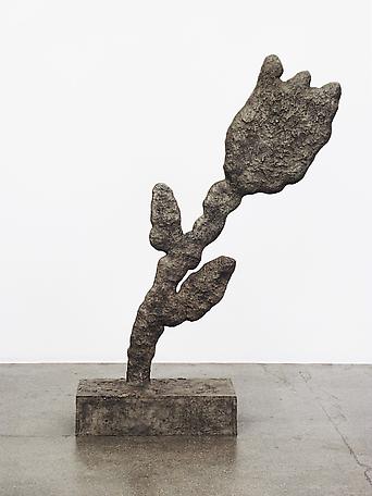 Single Flower
2008
bronze
h. 118 cm