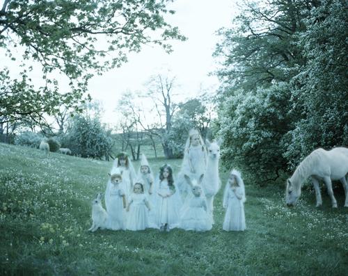 Midsummer’s Night
2011
pigment print
90 x 112 cm