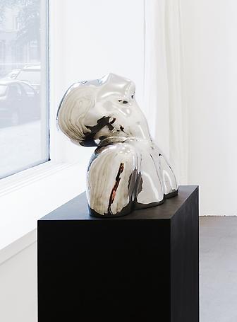 Maria Miesenberger
Acceptans/Acceptence
2013
steinless steel
40 x 40 x 40 cm