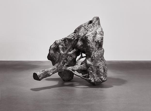Felled tree
2013
bronze
105 x 103 x 105 cm
