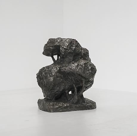 Tree IV
2013 
bronze
48 x 38 x 26 cm