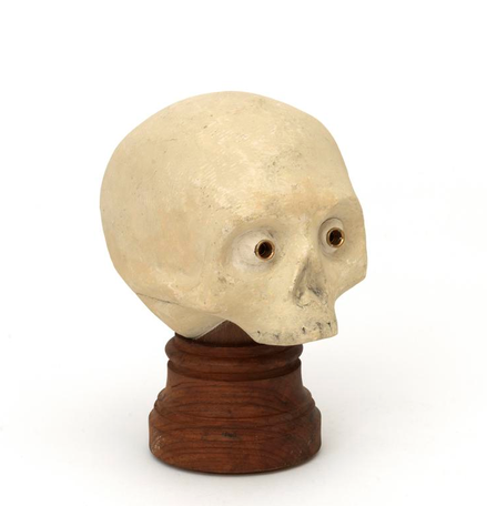 There used to be a door here
2015
papier maché, wood, lamp
h. 28 cm