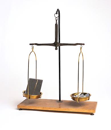 Livet och döden (Självporträtt)
2004
mixed media
h: 37 cm