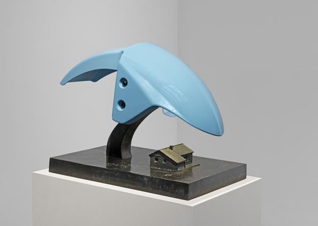 Shelter
2015
mixed media
33 x 39 x 25 cm