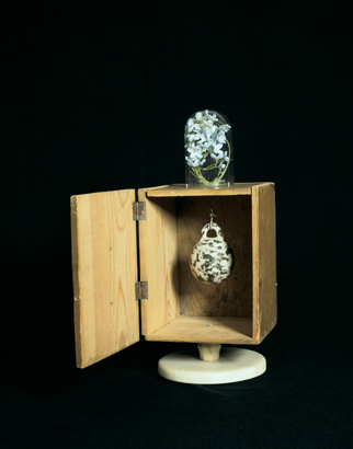 Nattfiskare
2005
mixed media
42 x 18 x 17.5 cm