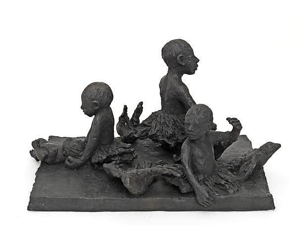 Tre på platta
2014
bronze
24 x 35 x 35 cm